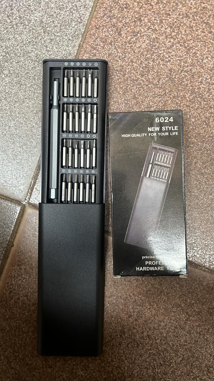 Kit de destornilladores de precisión de 24 piezas